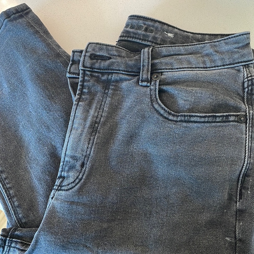 American Eagle Mom Jeans!